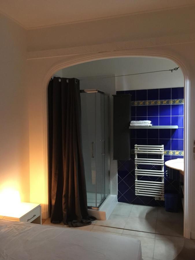 Pres De La Plage Ensoleille Apartment Juan-les-Pins Exterior foto